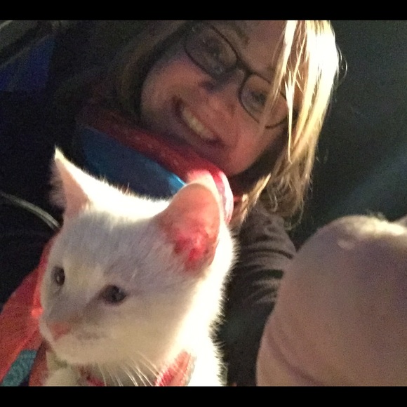 Profile Picture of Jannie Brookens (@janbr2k) on Poshmark