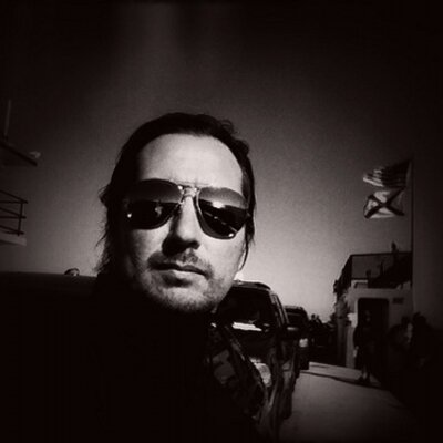 Profile Picture of Eric Thayer (@ericthayer) on Twitter