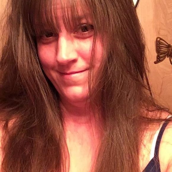 Profile Picture of Daniele Mcferran (@danielemcferran) on Poshmark
