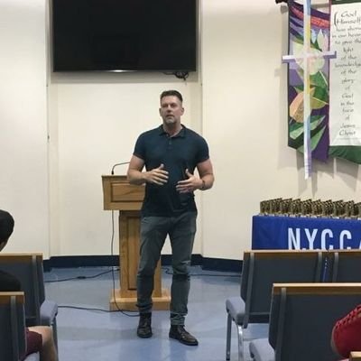 Profile Picture of Erik Olson (@ErikOlson40) on Twitter