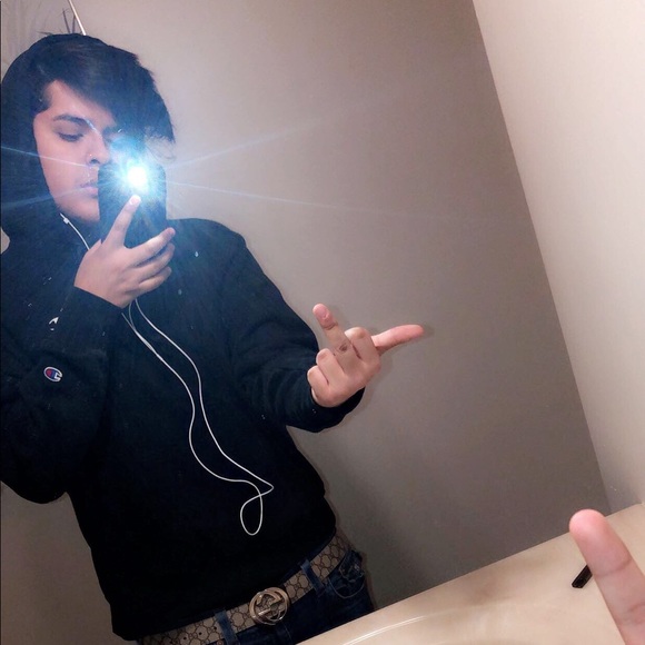 Profile Picture of Peter Correa (@lilg523) on Poshmark