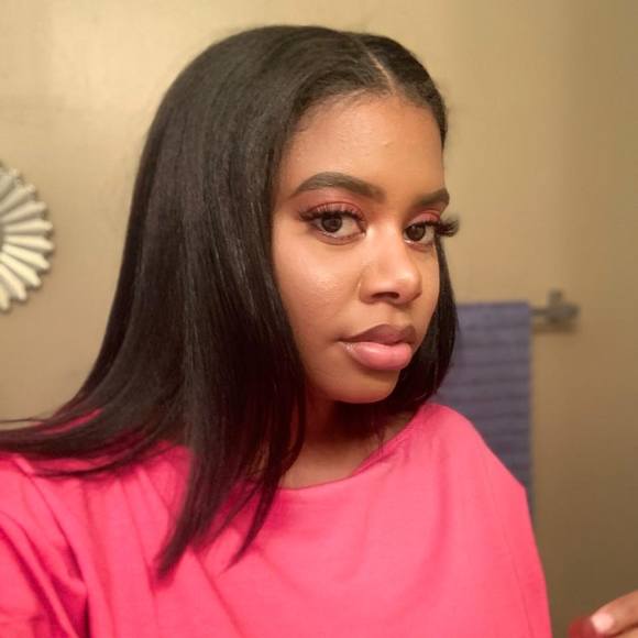 Profile Picture of Kailand Beckum (@kaylee4398) on Poshmark