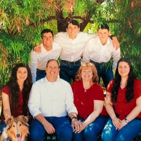 Profile Picture of Tracy Cruz (@lucyknits) on Pinterest