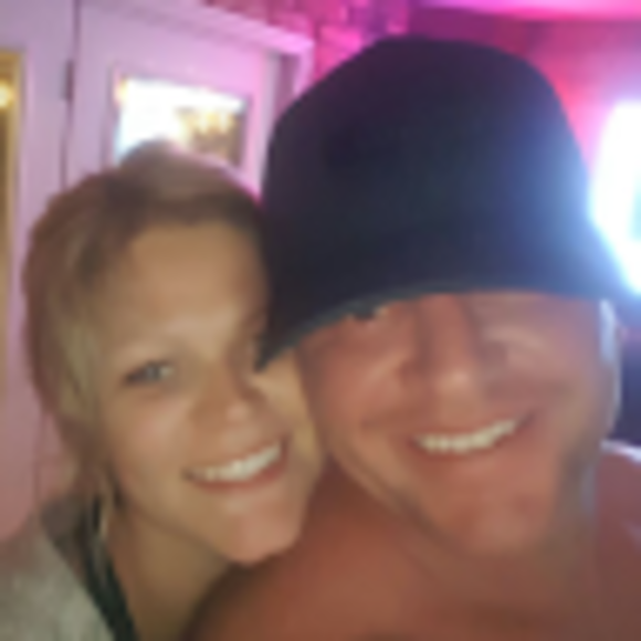 Profile Picture of Fiona Davidson (@fionakdavidson) on Poshmark