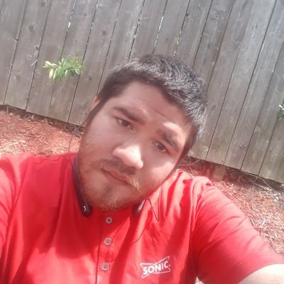 Profile Picture of Tyler Padilla (@TylerPa61854996) on Twitter