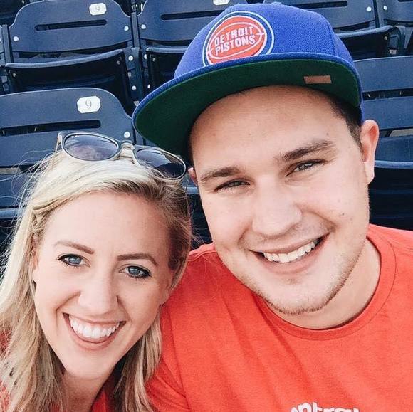 Profile Picture of Kenzie Gossling (@mgssling) on Poshmark