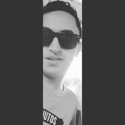 Profile Picture of Andrés Varela C. (@AndySidbasser) on Twitter