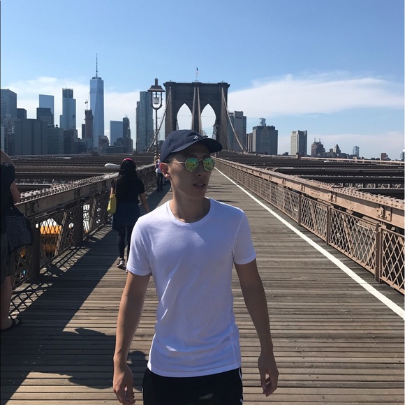 Profile Picture of Kyle Chung (@kylechung) on Poshmark
