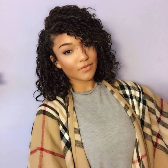 Profile Picture of Monica Mcnulty (@monicajanell) on Poshmark