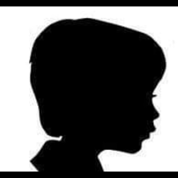 Profile Picture of Lisa Kennedy (@lizamae93) on Poshmark