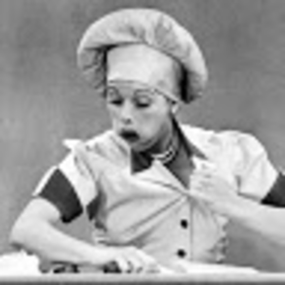 Profile Picture of Kelly Jacques (@kellymjacques) on Poshmark