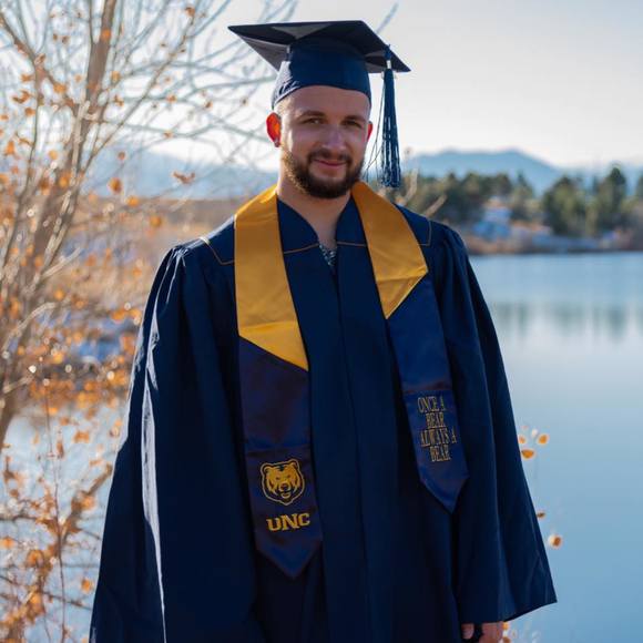 Profile Picture of Evan Van dyke (@vandykeevan) on Poshmark