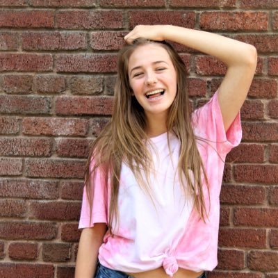 Profile Picture of Colleen Hennessy (@colleen_lynn15) on Twitter