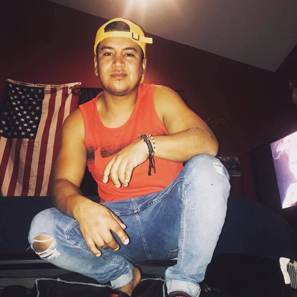 Profile Picture of Luis Cardenas (@fercho1992) on Poshmark