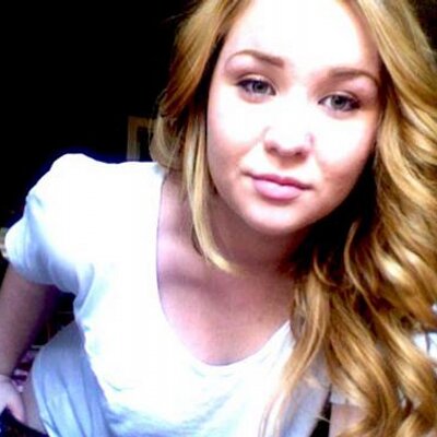 Profile Picture of Adrienne Wright (@iAdrieennenvx) on Twitter