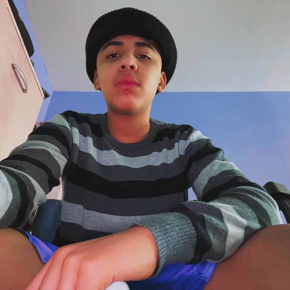 Profile Picture of Andy Sandoval (@egghead5) on Poshmark