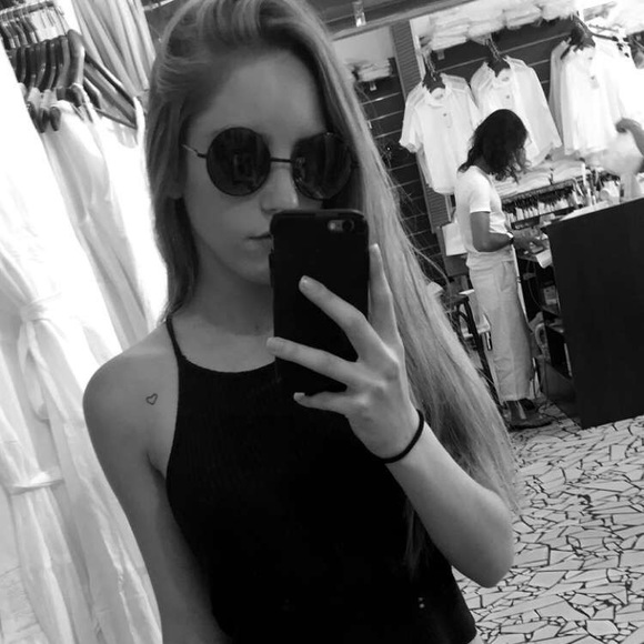 Profile Picture of Kennedy Speranza (@kennedy925) on Poshmark