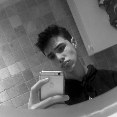 Profile Picture of Matthew Sturgeon (@Matt_sturg17) on Twitter