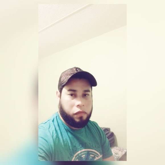 Profile Picture of Marioo Ignacio (@mariooignacio) on Poshmark