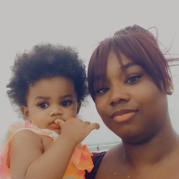 Profile Picture of Brittany Devorce (@bdevorce) on Poshmark