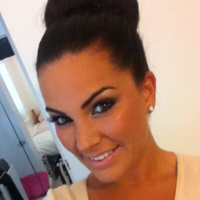 Profile Picture of Beau Beth Barrett (@beaus_boutique) on Twitter