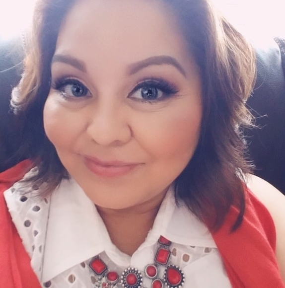 Profile Picture of Sonia rincon- Sanchez (@soniasanchez15) on Poshmark