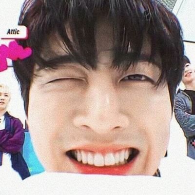 Profile Picture of IYANG (@iKONisOT7) on Twitter