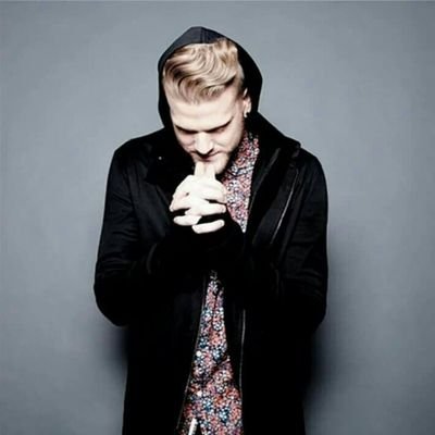 Profile Picture of Nicholas (@ImNicholasAsher) on Twitter