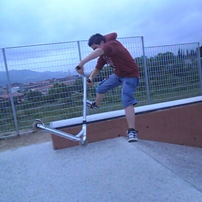 Profile Picture of David Capel Bonilla (@capelin98) on Twitter
