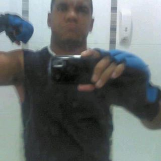 Profile Picture of Arron Curtis (@arron.curtis.7) on Facebook