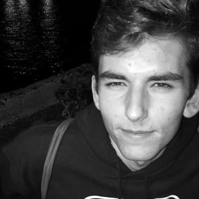 Profile Picture of Andrew Pettit （裴安祝） (@andrewpettit99) on Twitter