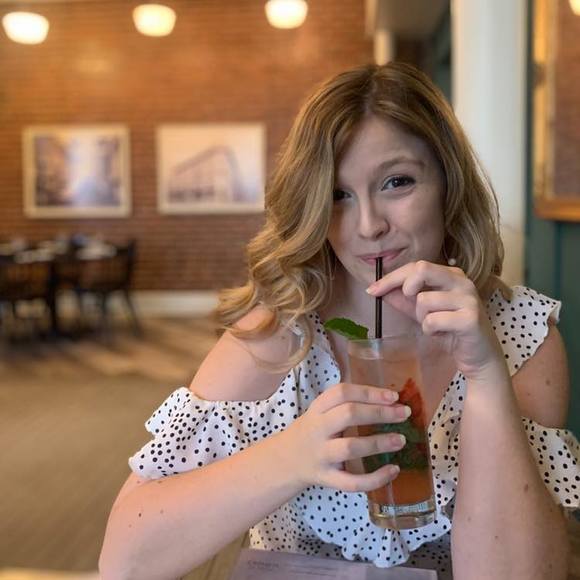 Profile Picture of Emily Asciolla (@majoremily) on Poshmark