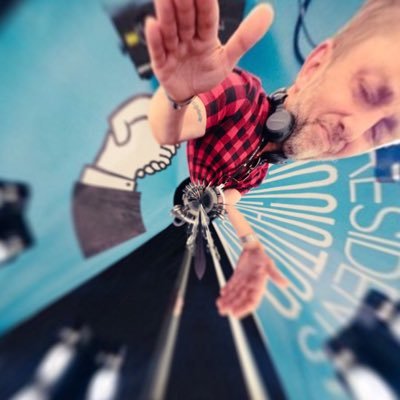 Simon Hart - Twitter Profile Picture of Simon Hart (@hartzki) on Twitter