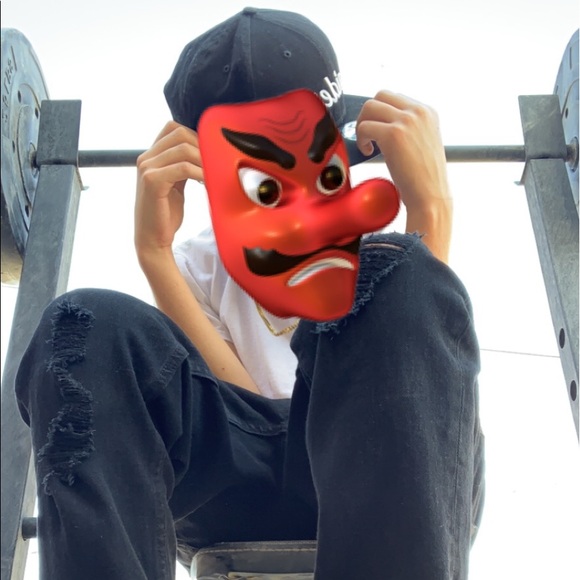 Profile Picture of Marcos Amaton (@marcosamaton) on Poshmark