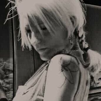 Profile Picture of Aimee Brandon (@BlackWidow520) on Twitter