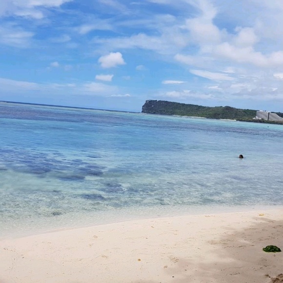 Profile Picture of Sid Babauta (@syd670) on Poshmark