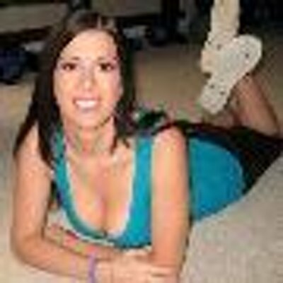 Profile Picture of Olivia Jimenez (@oliviajimenez2) on Twitter