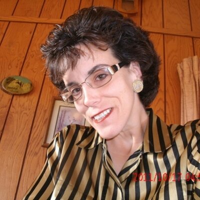 Profile Picture of Dianne Thornton (@DIANNE15906) on Twitter