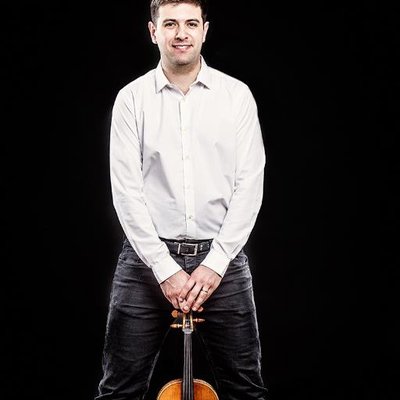 Profile Picture of Joe Bronstein (@JBronsteinViola) on Twitter