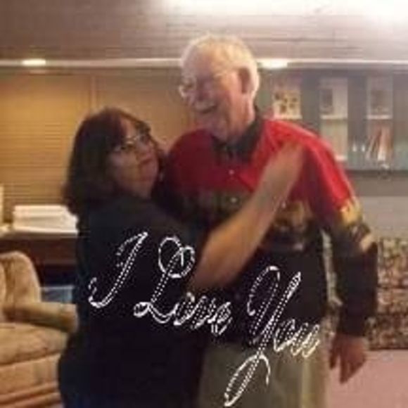 Profile Picture of Sandra Sneeden (@sassyshooter) on Poshmark