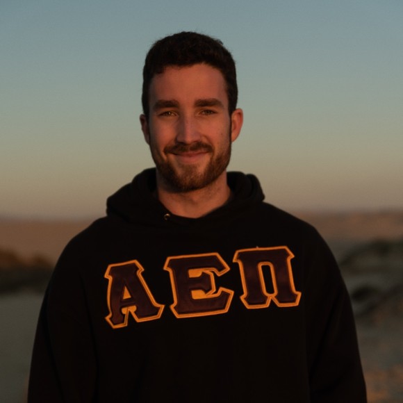 Profile Picture of Preston Vaughn (@prestonwvaughn) on Poshmark