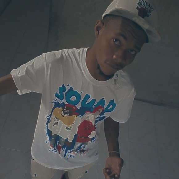 Profile Picture of Harry Borosky (@boroskyharry) on Poshmark