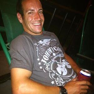 Profile Picture of Jason Ross (@jross8284) on Twitter