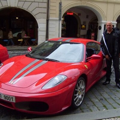 Profile Picture of Stephen Bottomley (@stevebotts6566) on Twitter