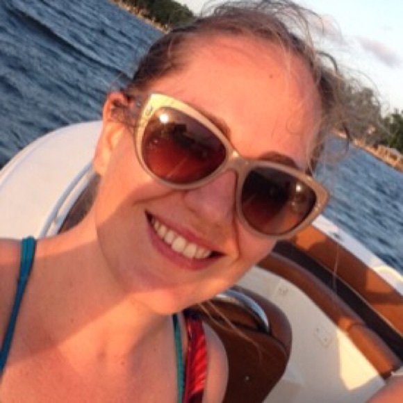 Profile Picture of Isabel Melotti (@isabelmelotti) on Poshmark