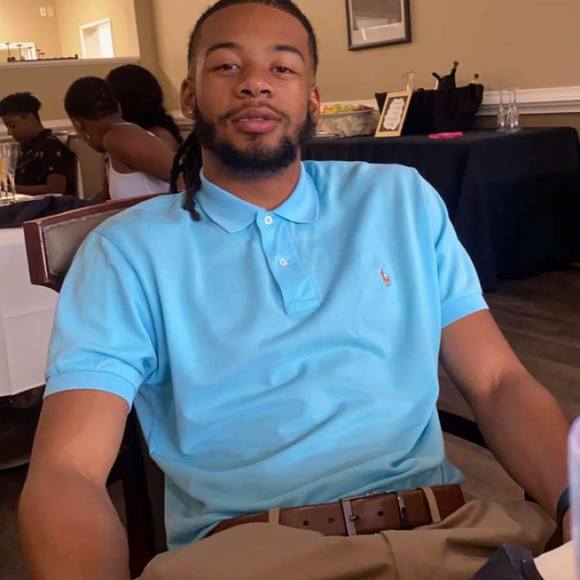 Malcolm Croom - Poshmark Profile Picture of Malcolm Croom (@milkymalcy) on Poshmark