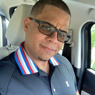 Profile Picture of Anibal Velez (@polifacetico261) on Twitter