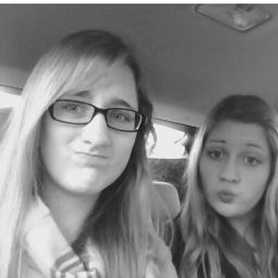 Profile Picture of Juli Gardner (@PeachyJules) on Twitter