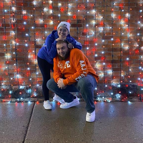 Profile Picture of Daniel Gubin (@dpgubin313) on Poshmark