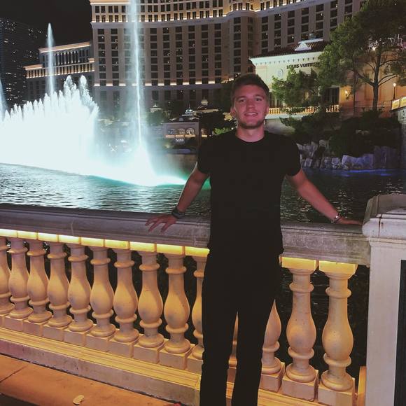 Profile Picture of Matthew Middleton jr. (@matthew_jr18) on Poshmark